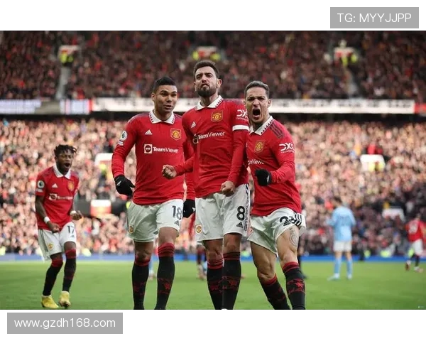 英超球员当爹后生活变化及家庭支持探讨